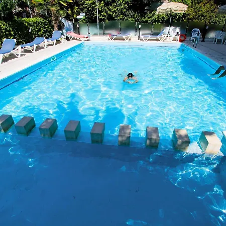 Locazione Turistica Rendez Vous-3 *